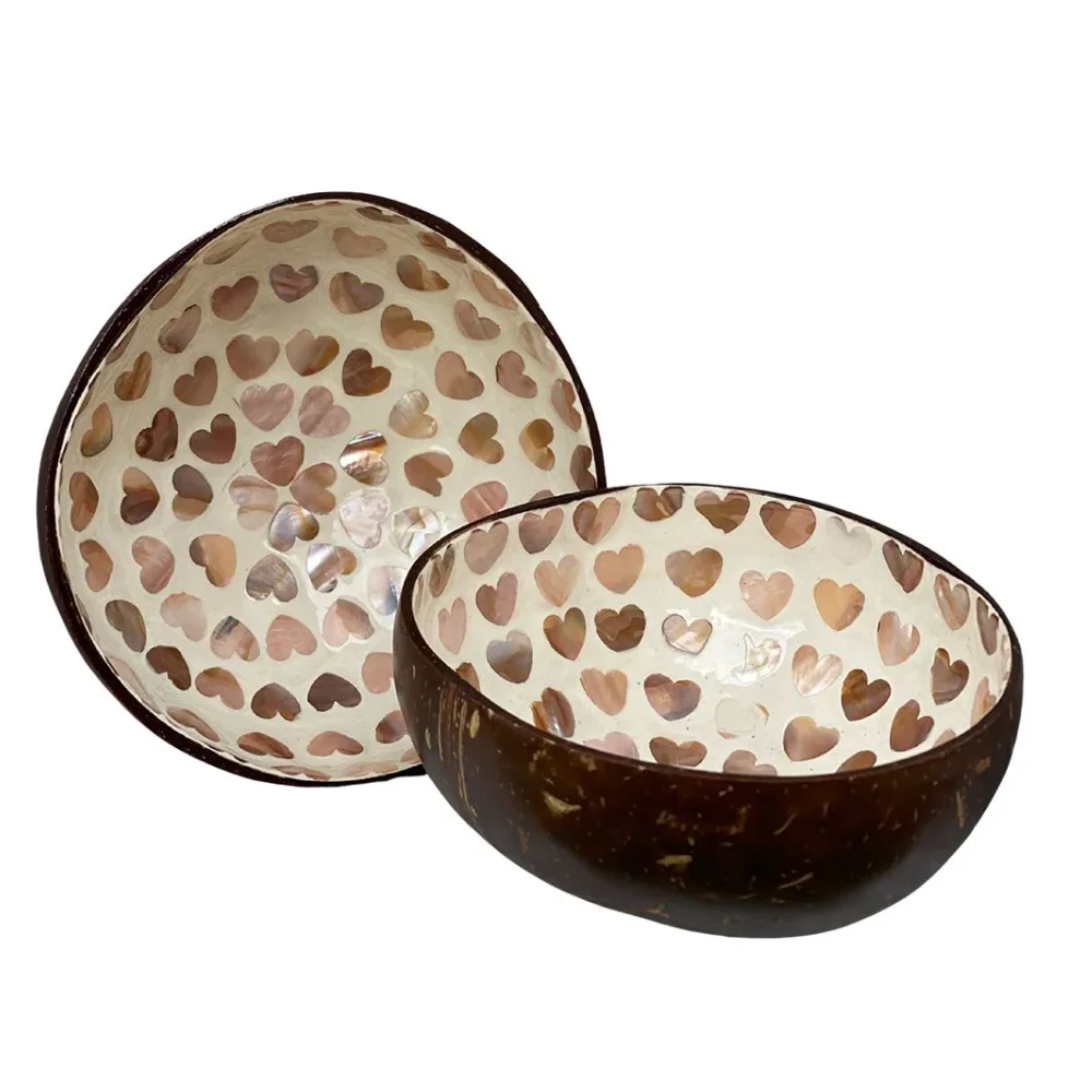 Vietnam factory natural handcraft top choice nice design mother of pearl inlay coconut bowl with heart shape for valentine gift