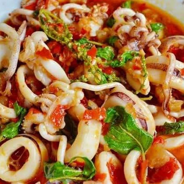 Frozen Sliced Squid Large Pieces of meat with Mustache Firm Meat 1 kg Bag