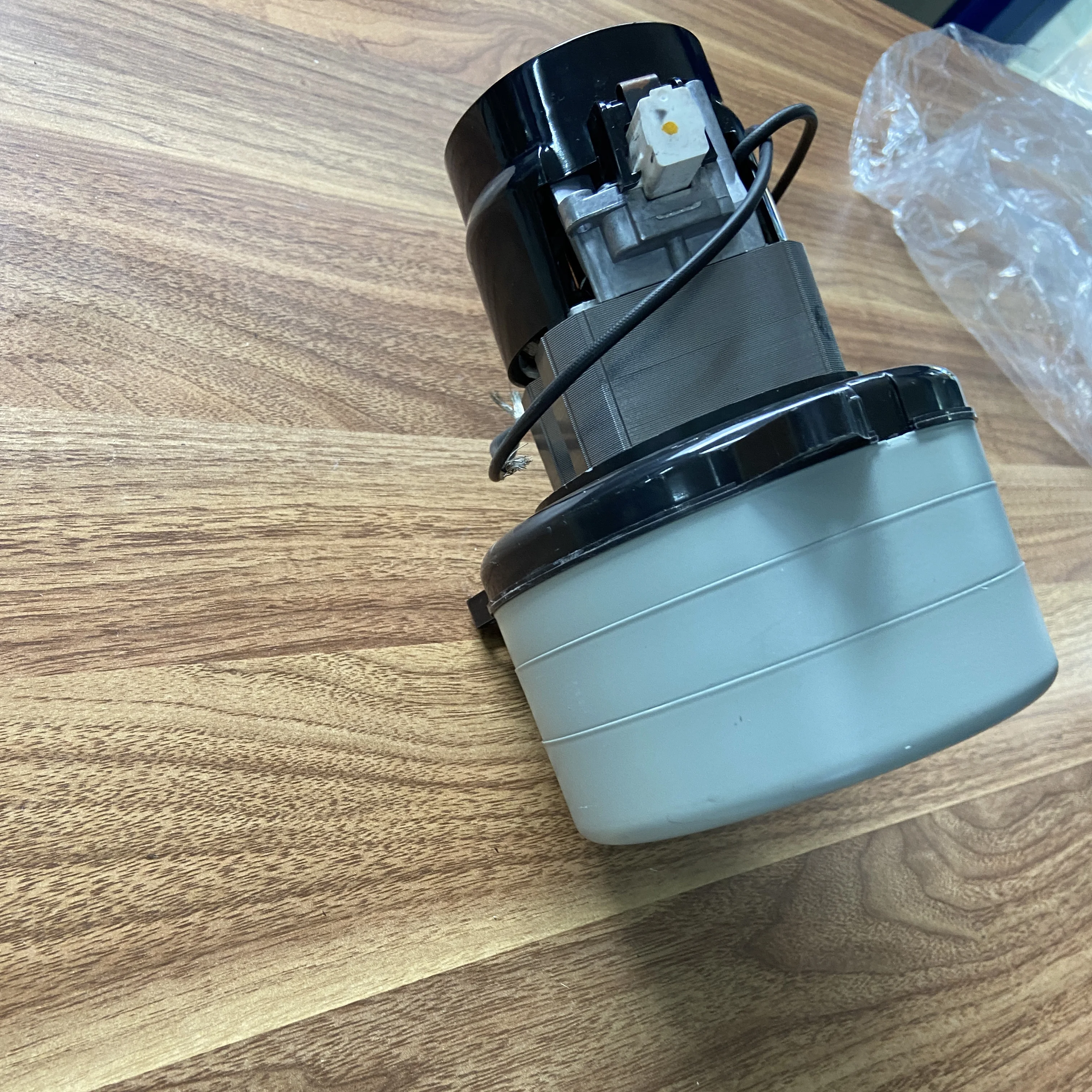 Gaoge Manufacturer AMETEK Floorcare and Cleaner Motors 24V 500W Vacuum Motor for Floor Scrubber Cleaner Machine