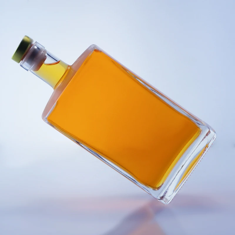 500 ml can be customize square clear rum vodka gin brandy whiskey glass bottle with cork cap