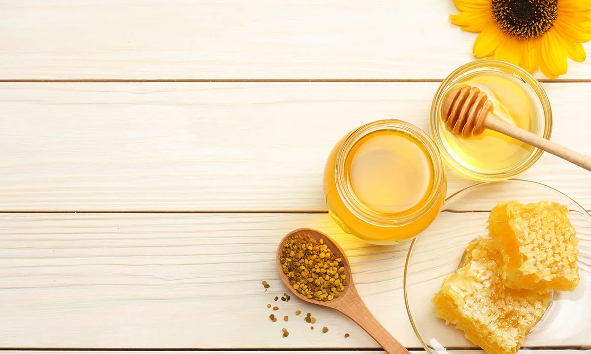 Special Sweet Honey Bee Biggest Sales This Year 2022 High Quality Honey Bee For Cooking Materials Cosmetics