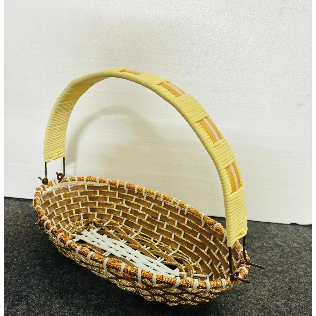 Best Quality basket Round Shape Long Lasting Quality Natural Rattan Basket Household Uses Multifunctional Kitchenware Basket