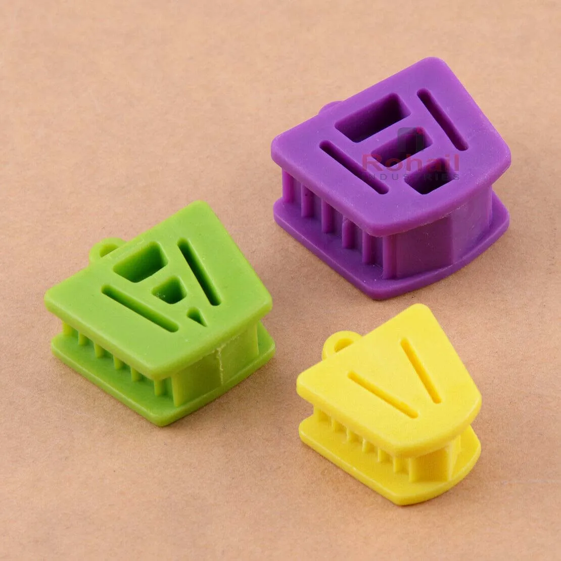 3 шт./кор. Втягивающее Рот Кляп стоматологические инструменты Стоматологическая силиконовый Прорезыватель для зуб блоки держатель щеки открывашка губ