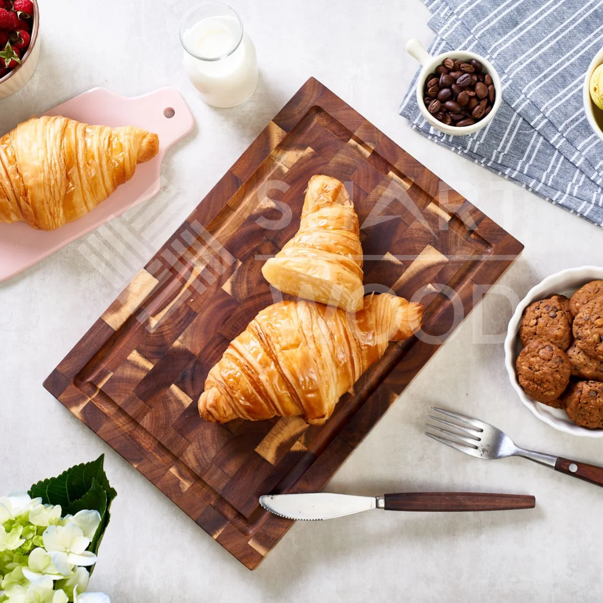 WHOLESALE PRICE FROM SMARTWOOD FACTORY WOODEN RECTANGLE SHAPE ACACIA  END GRAIN RECTANGLE CUTTING BOARD OEM STYLE