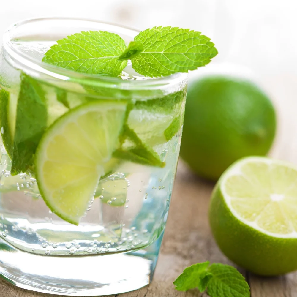 Лидер продаж, натуральный зеленый свежий лимонный кислый экспорт, индийский рынок ОАЭ, зеленый свежий лайм, поставщик из Вьетнама