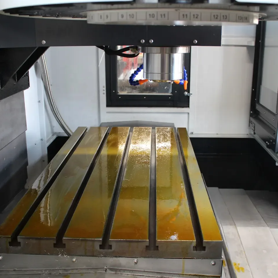 VMC1060 Max Travel Metal Customized 3 Axis Vertical CNC Turning Machining Vs Milling Center Lathe Machine