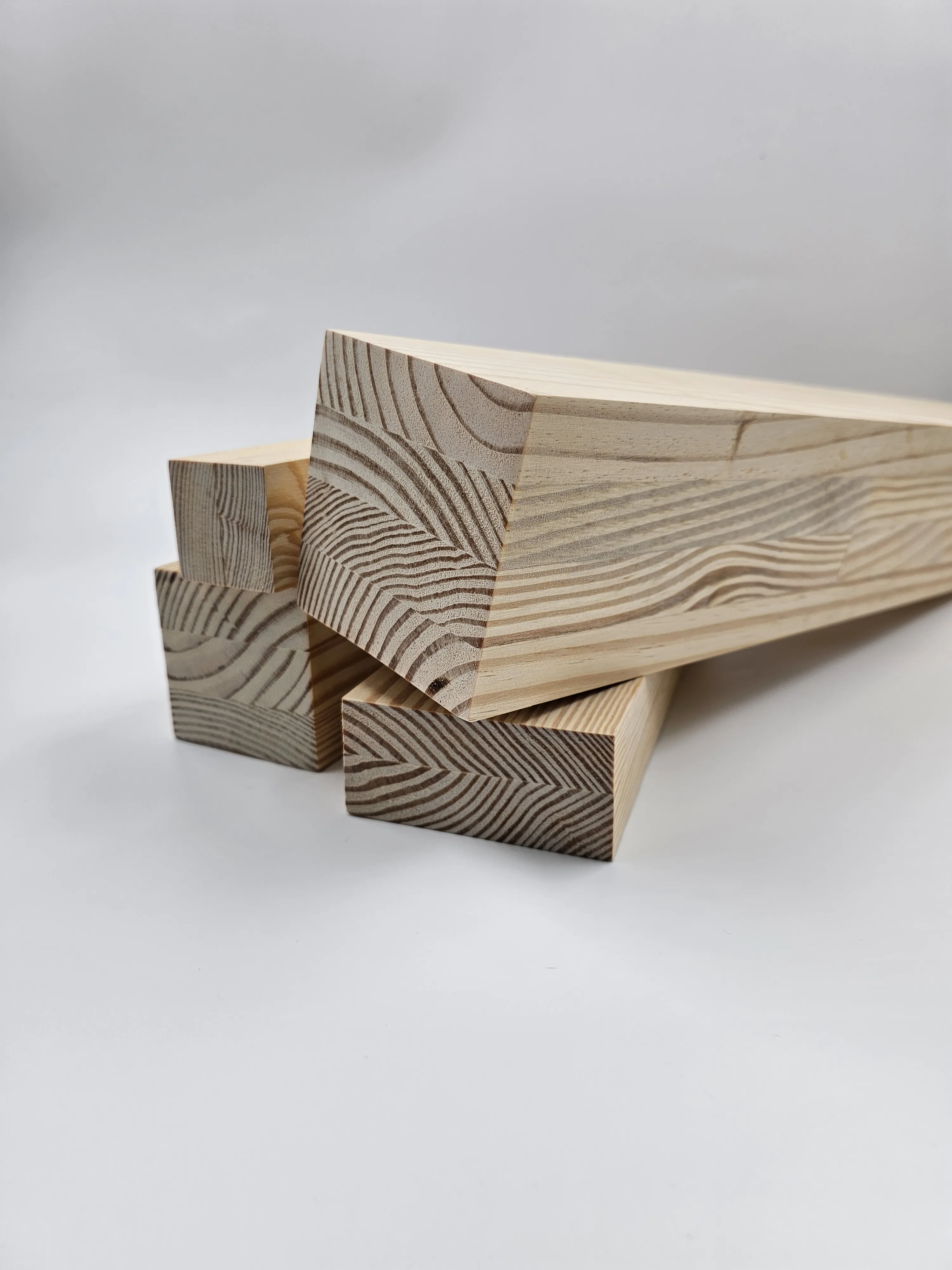 Best Selling Pine Wood Furniture Board High Quality Japanese Pine Block Solid Core Structure Cherry Surface Poplar/Birch