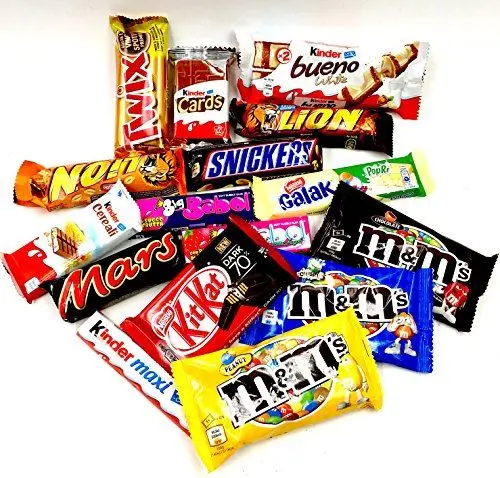 Authorized distributor of Snickers & Twix Fun Size Chocolate Candy Variety Mix, 31.18-Ounce 55 Piece