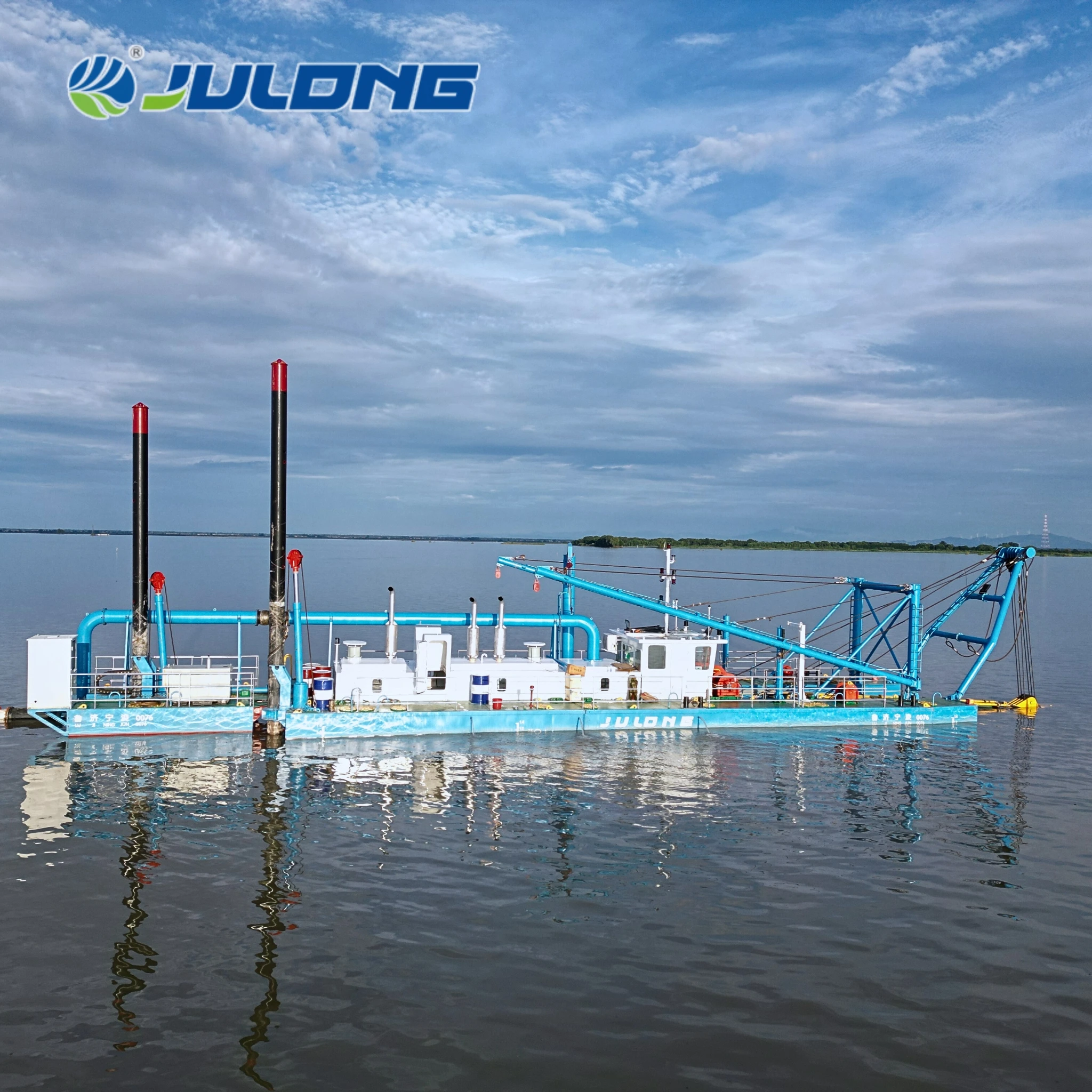 Best Selling SandingEquipment Dredger  with  New Diesel-Powered Engine Gearbox