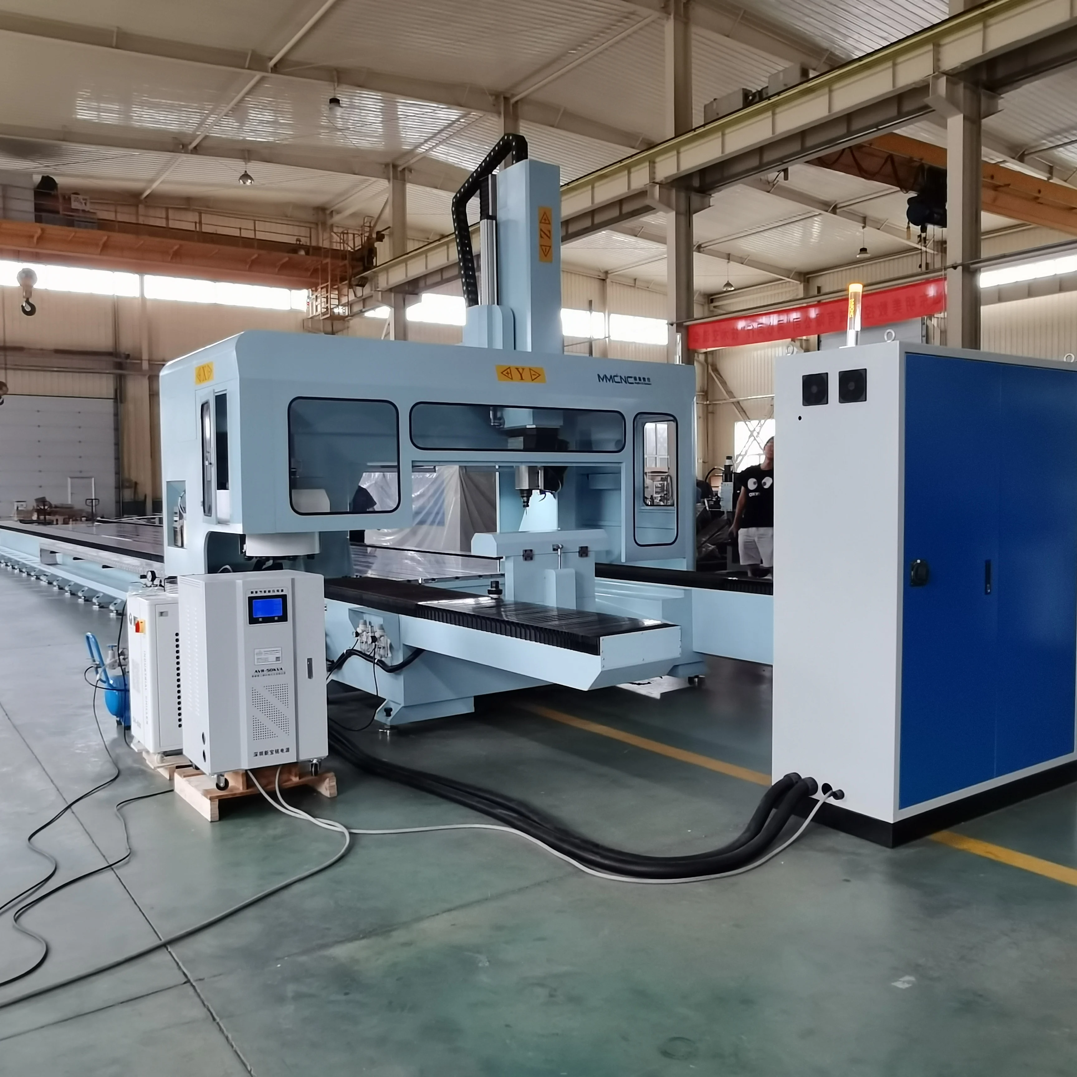 Large 5-axis machining center for aluminum alloys  Five axis Aluminum window door curtain wall Working center