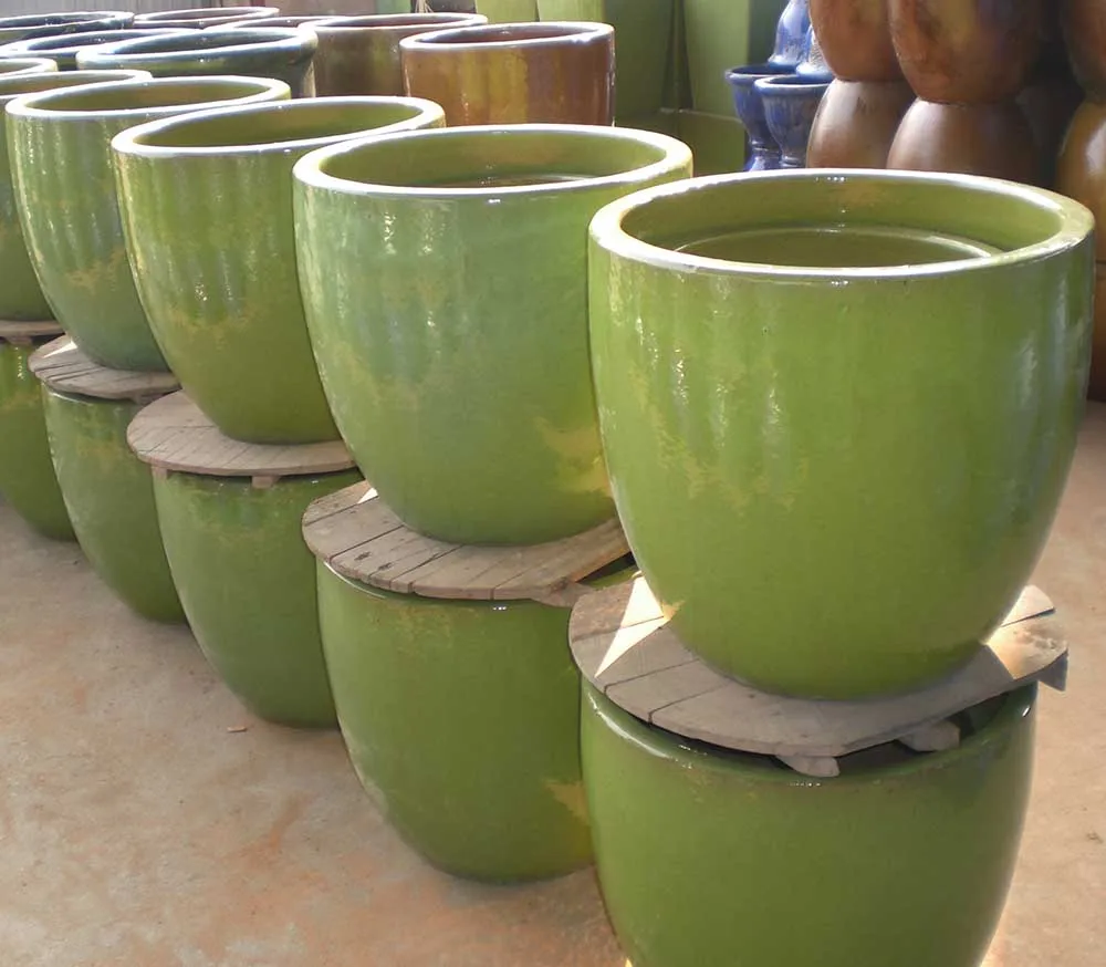 High quality wholesale large glazed ceramic garden pots from Viet Nam manufacturer custom color