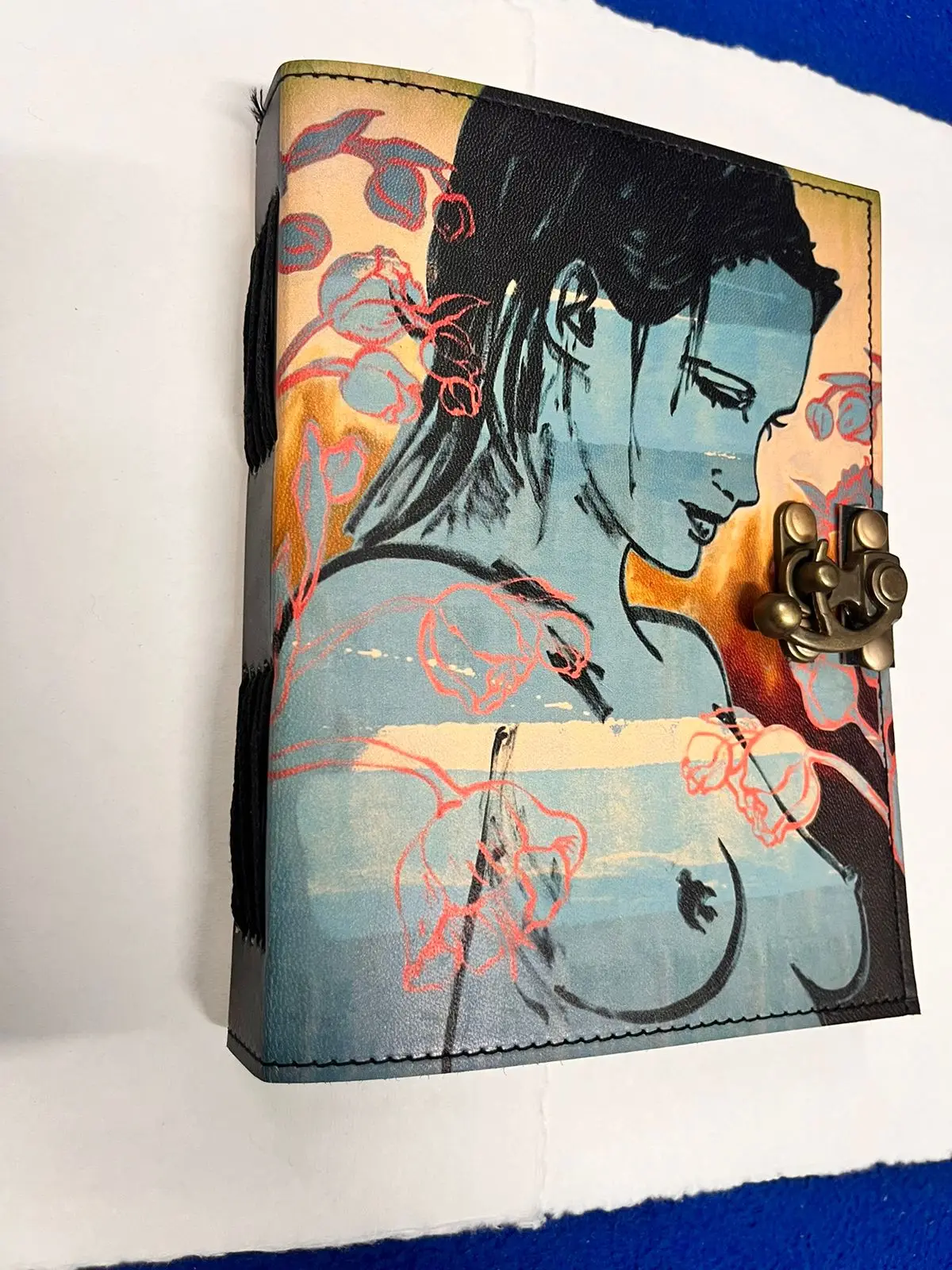 Vintage Pure Print Handmade Leather Journal Diary with Clasp Lock and Single Stone Embossed Leather Notebook Handmade Diary set