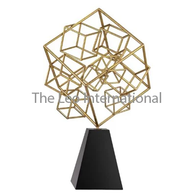 Modern Home Accent Decorative Steel Wire Sculpture Black Metal Crafts Showpiece Custom Centerpiece Home Decoration Accessories