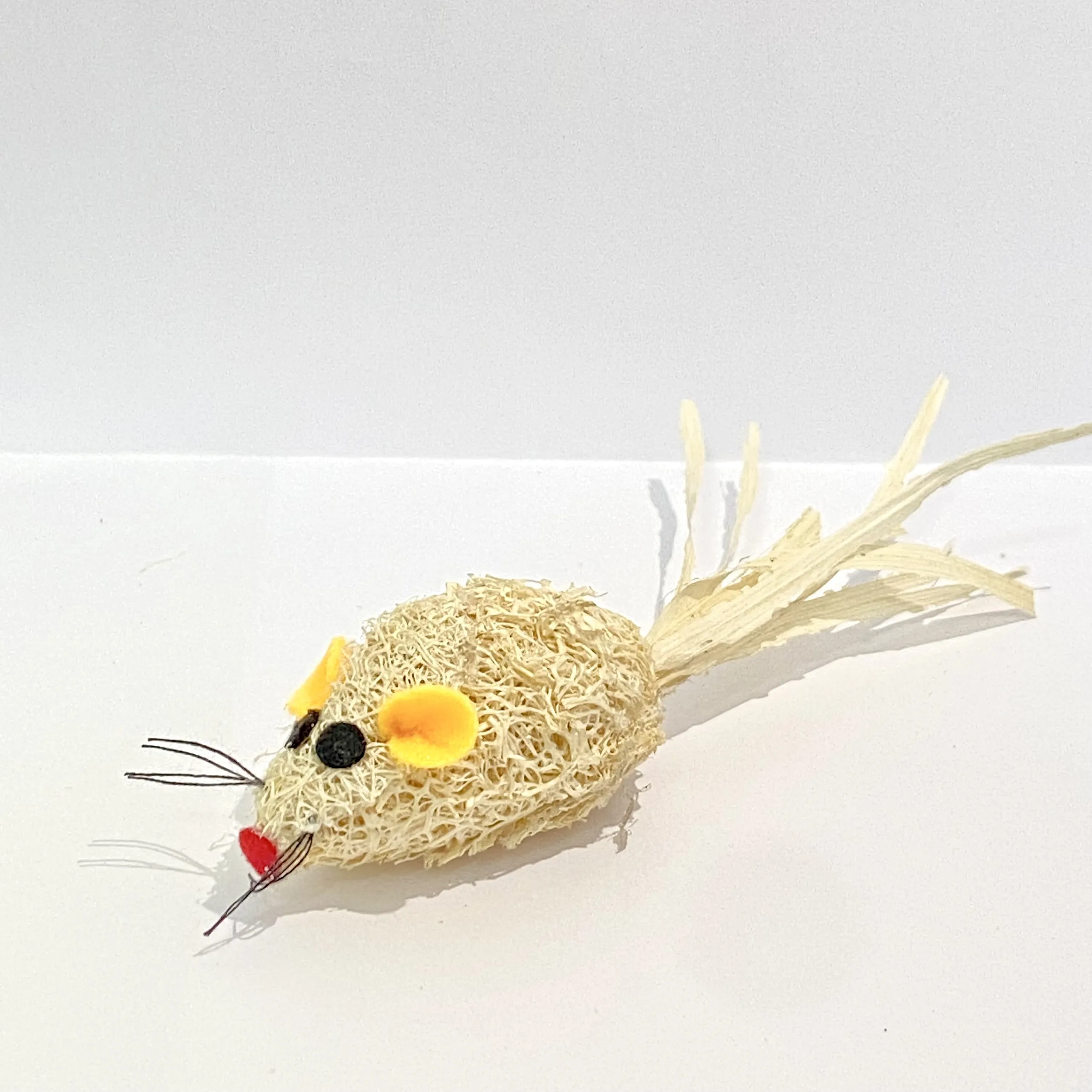 WINVN Cheap Price Mouse Shape Loofah Pet Toys for Cat Playing Chewing with Multi Size High Quality from Vienam Supplier