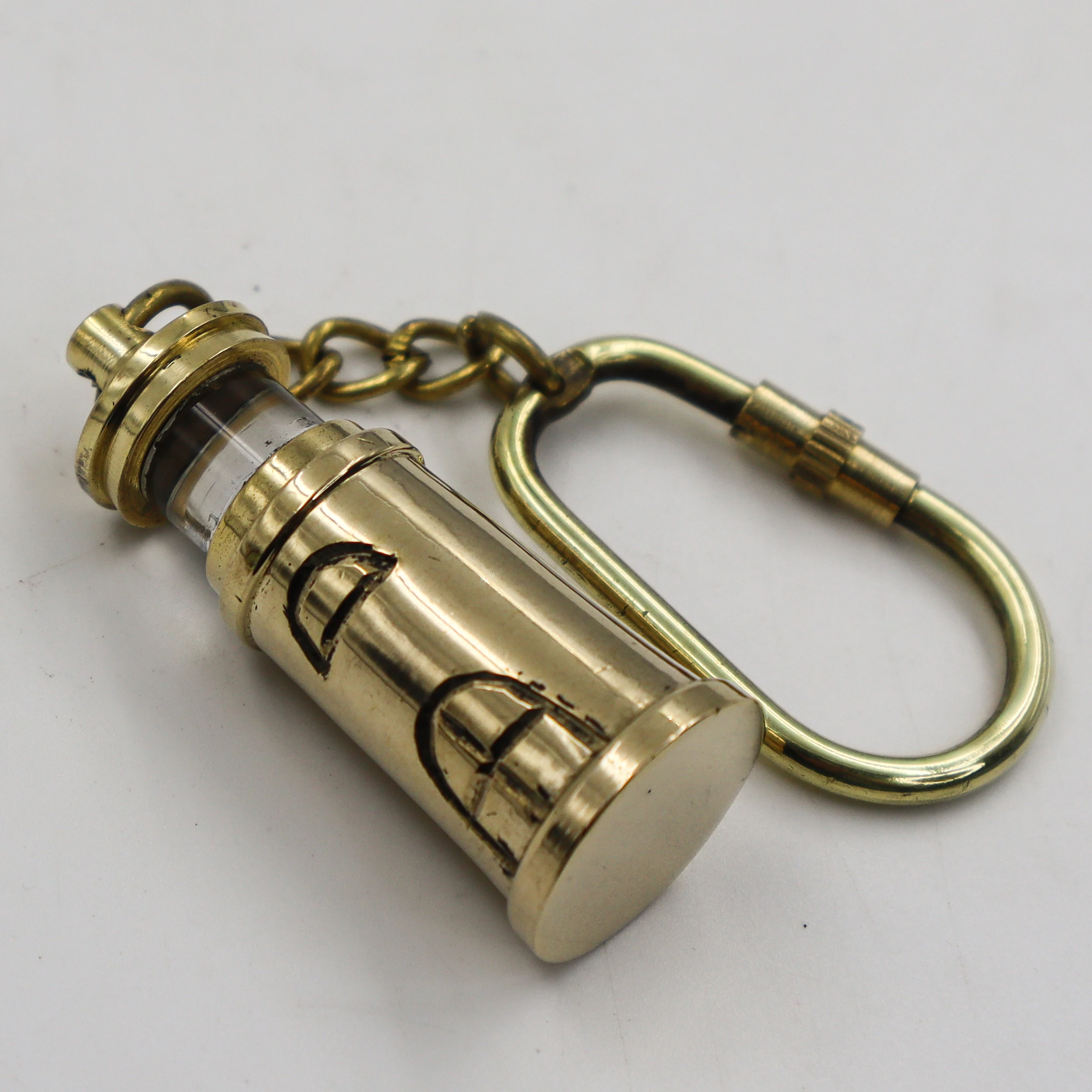 Lighthouse Design Pewter Keyring Sea Lover Metal Keychain with Offset Printing Gift for Sea Lovers