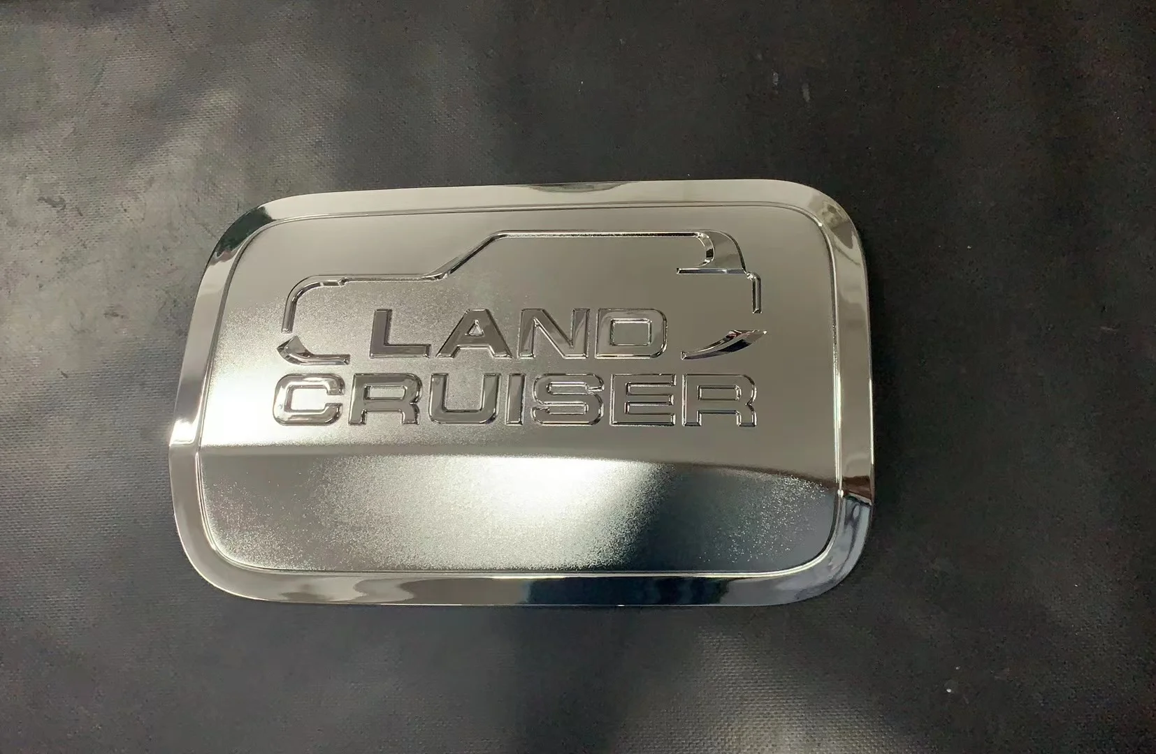 car fuel tank cover petrol chrome cover Oil tank cover for Land Cruiser LC300 FJ300