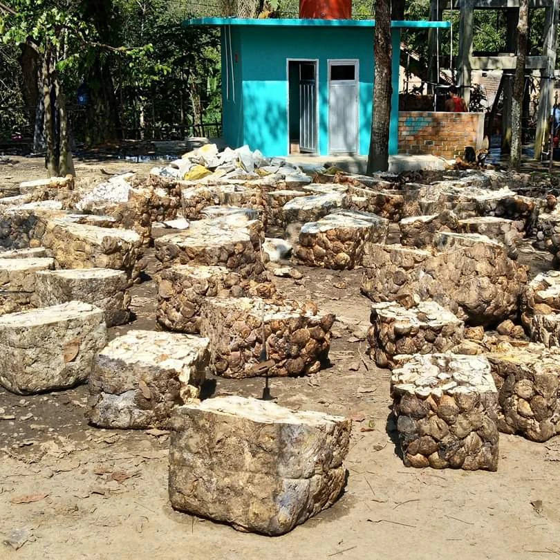 Резиновый кусок из Индонезии