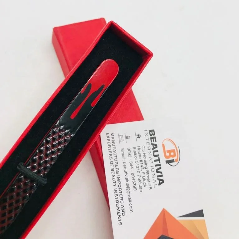 Custom Logo Eyelash Extension Tweezers Black and Red Flame Design Sustainable Steel with 90 Degree Tip Paper Coated for Lashes