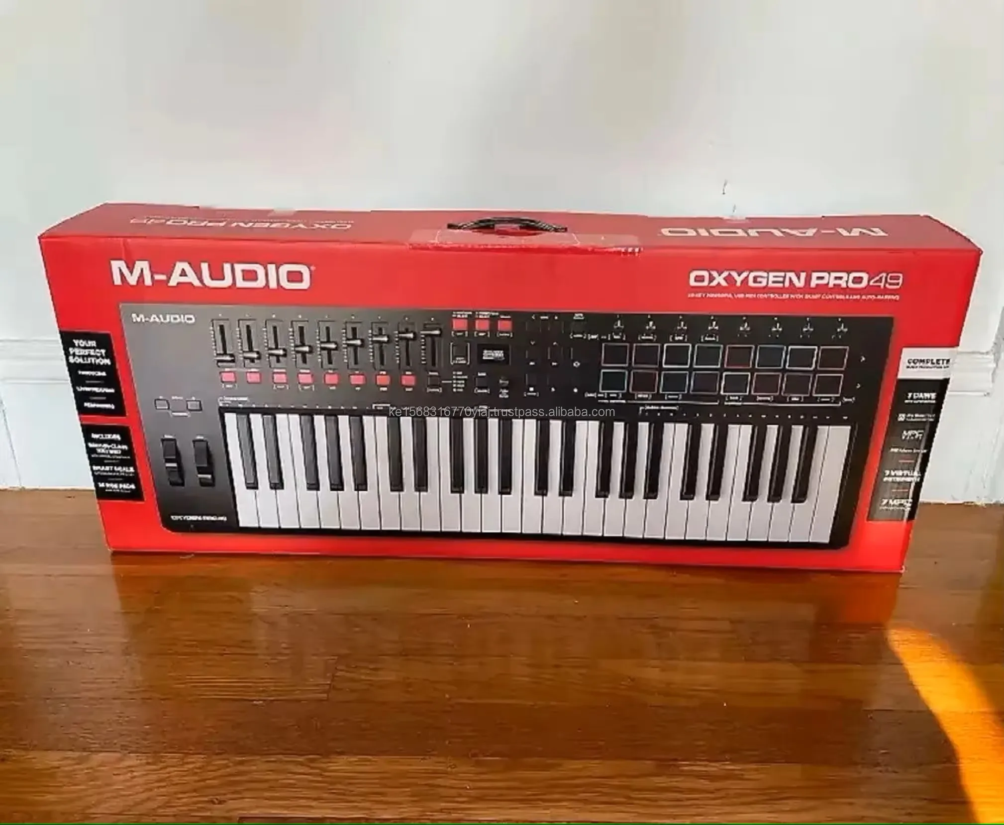 BRAND NEW M-Audio Oxygen Pro 61 USB MIDI Keyboard Controller