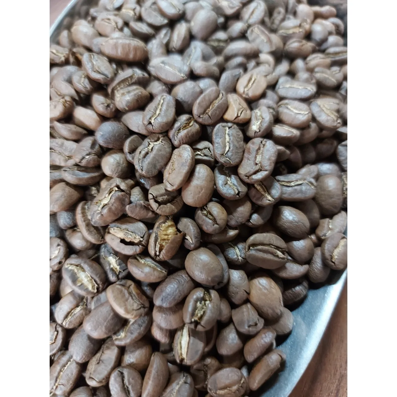 Hot Sale Arabica Cau Dat S16 Roasted Carpentry Coffee Beans High Quality Medium Roasted
