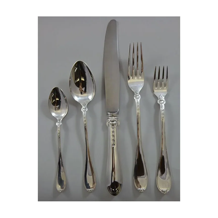 Royal Classic Tableware Steel Cutlery Set Wholesale Supplier Customized New Design Fancy Metal Cutlery Set Bulk Wholesale