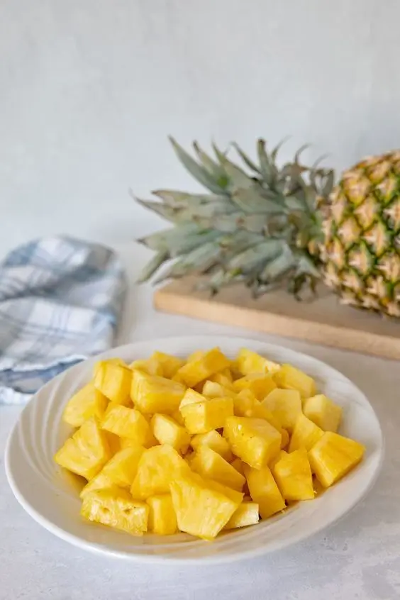 HOT SALES Popular Delicious Food Canned Fruit Cocktail Canned Mixed Fruit in Vietnam