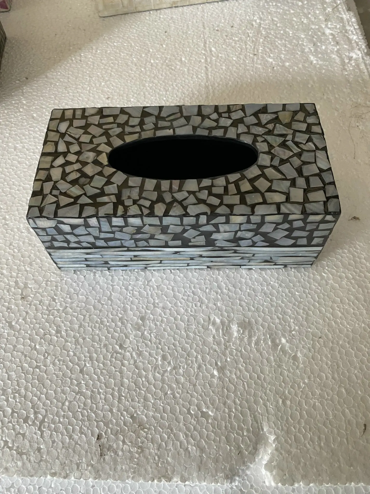 Durable Colorful OEM/ODM Decoration Home Using Wholesale Amazon Hot Product napkin box Lacquered Paper Box Made In Vietnam