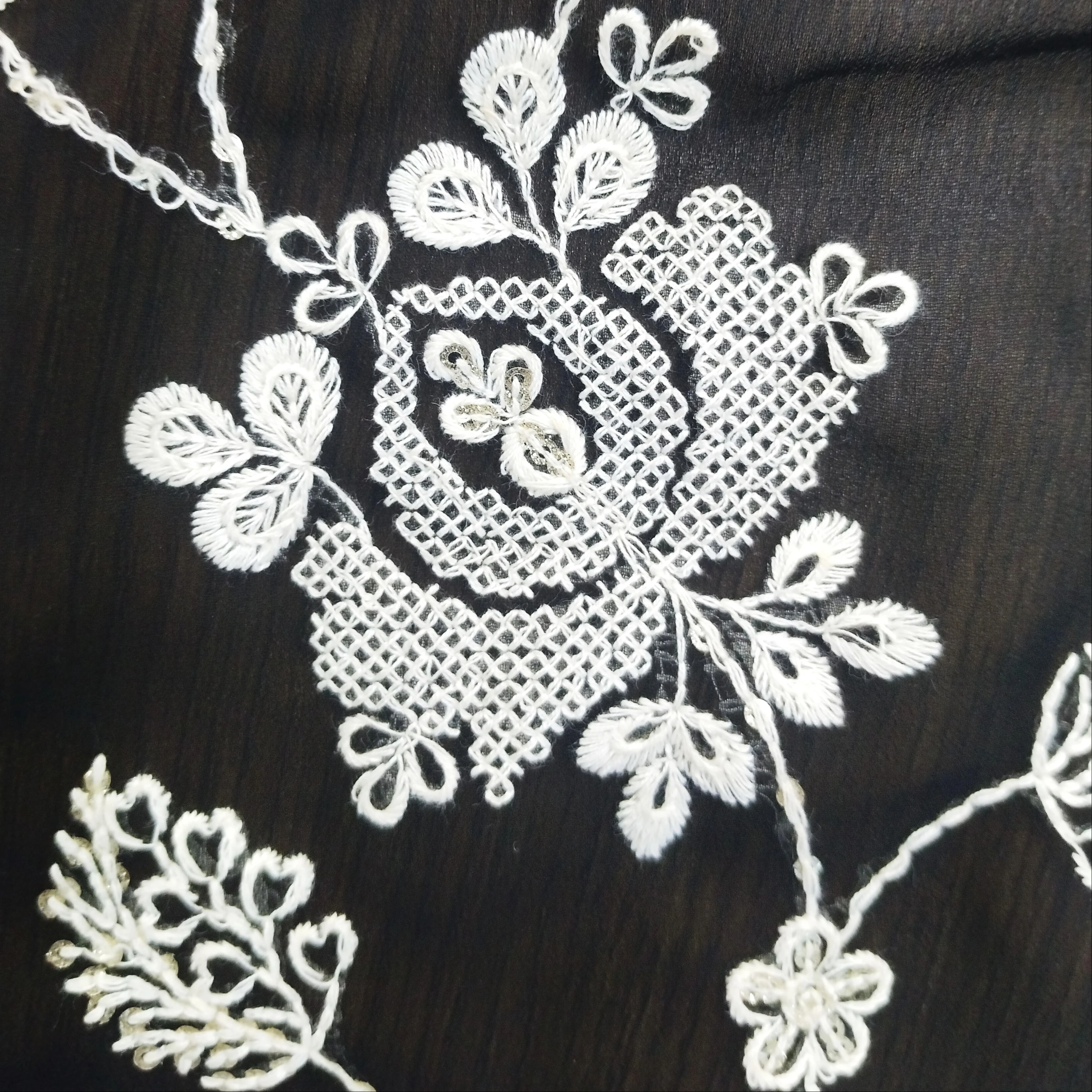 Высококачественное сари из горжета по заводской цене для вечеринки и свадьбы, доступное по доступной цене из Индии