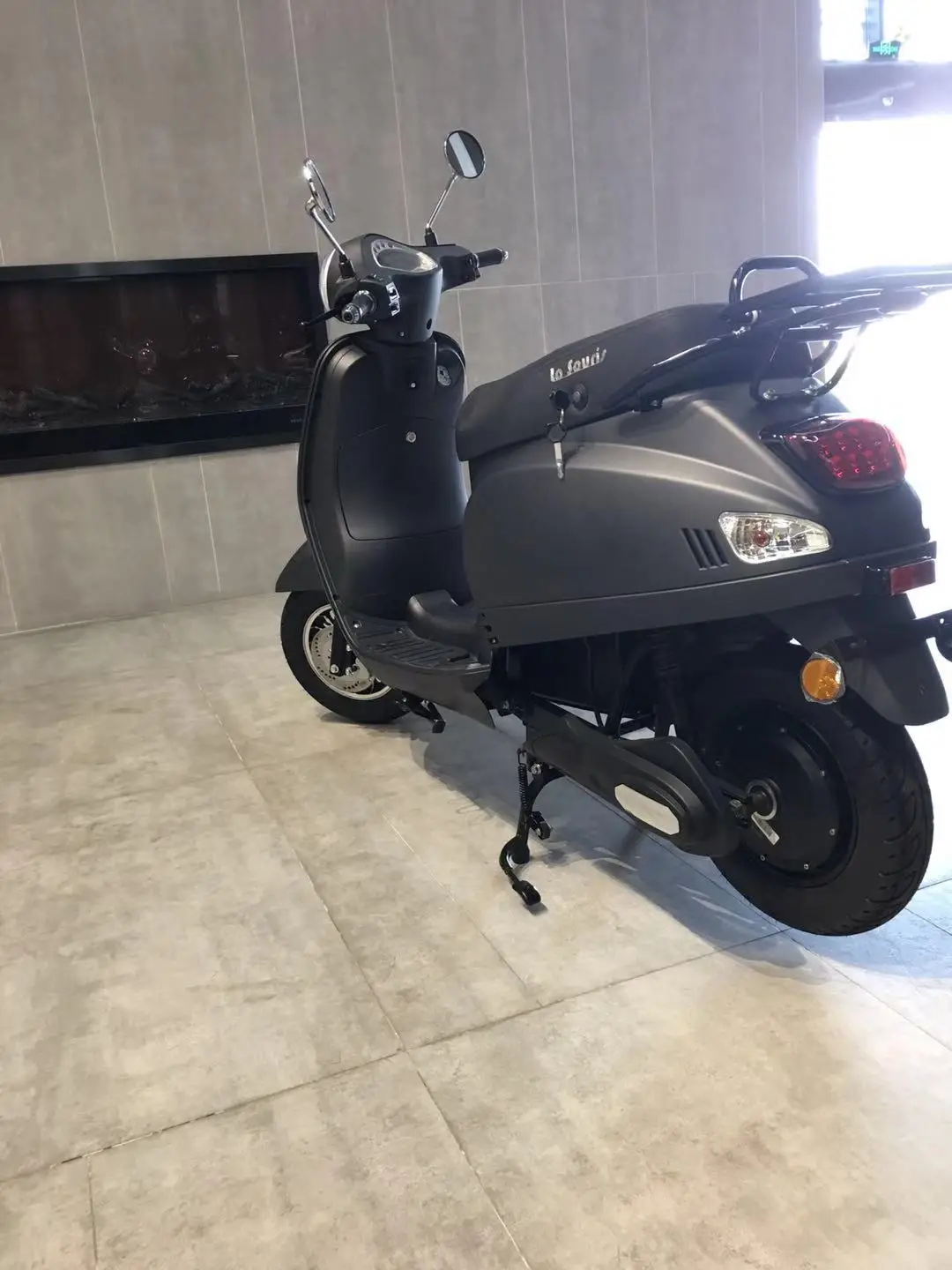 Amoto Good Price for EEC Adult Electric Motorcycle Scooters 72V 20AH 3000W SILICON/LITHIUM Battery