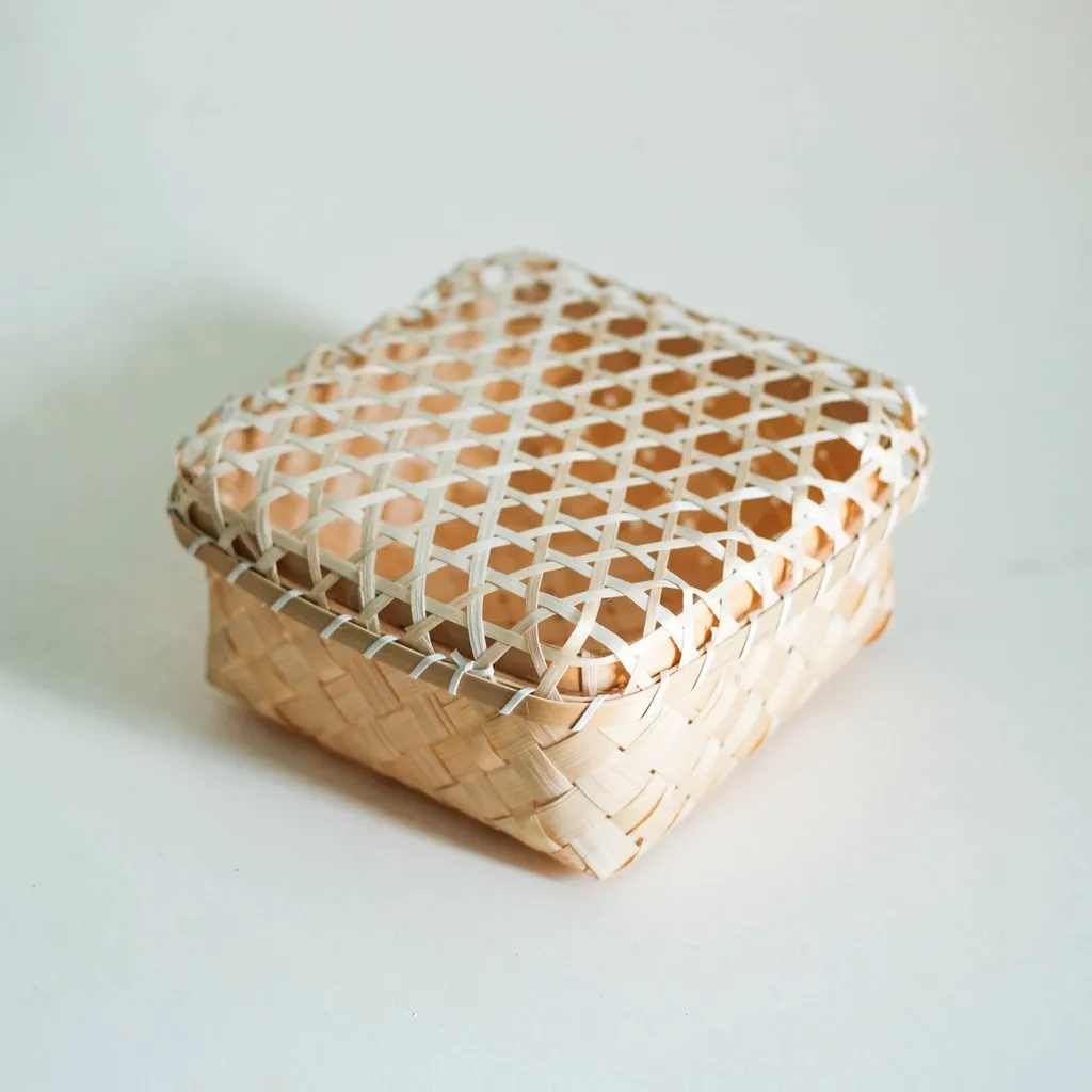 Cheapest price rectangular and square boxes 100% natural bamboo woven box with lid handmade customized size