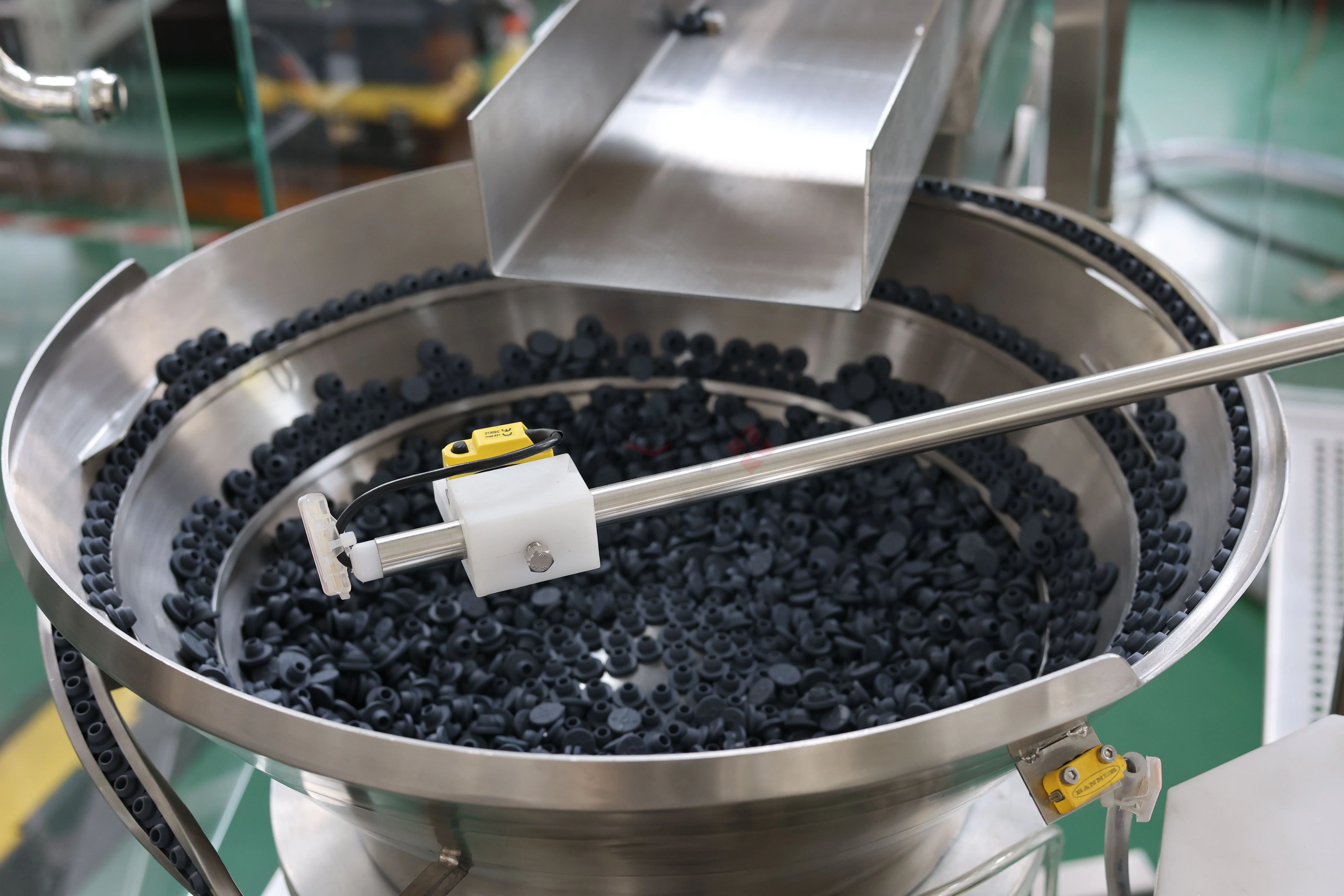 Powder Dosing Machine Vial Dosage System Vial Filling and Sealing Production Equipment with CE and ISO