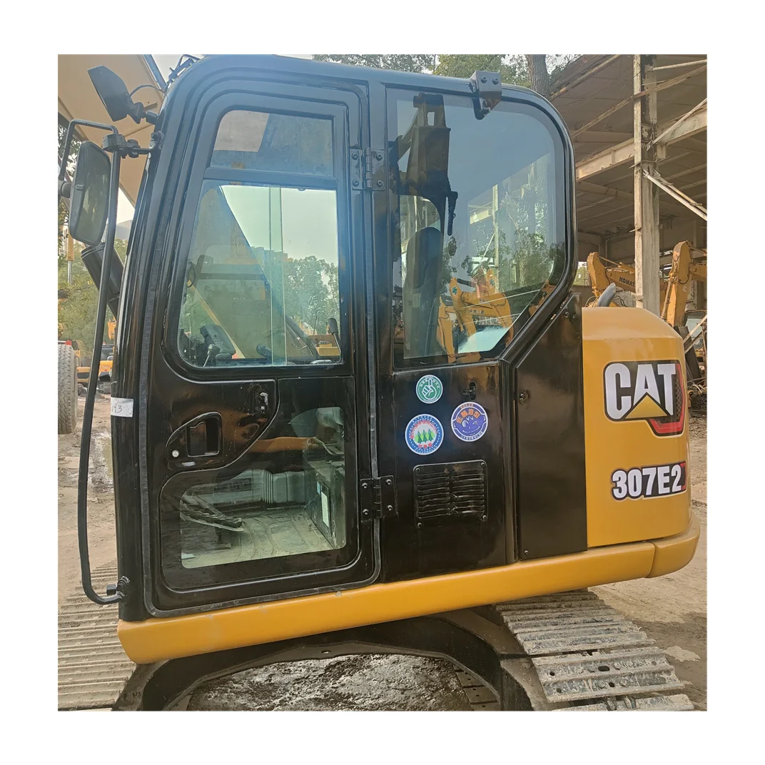 Used Caterpillar excavator 7 ton mini hydraulic excavator CAT307E2 capacious cabin turbo engine with big power good performance