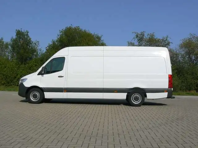 Б/у шина Sprinter 2015