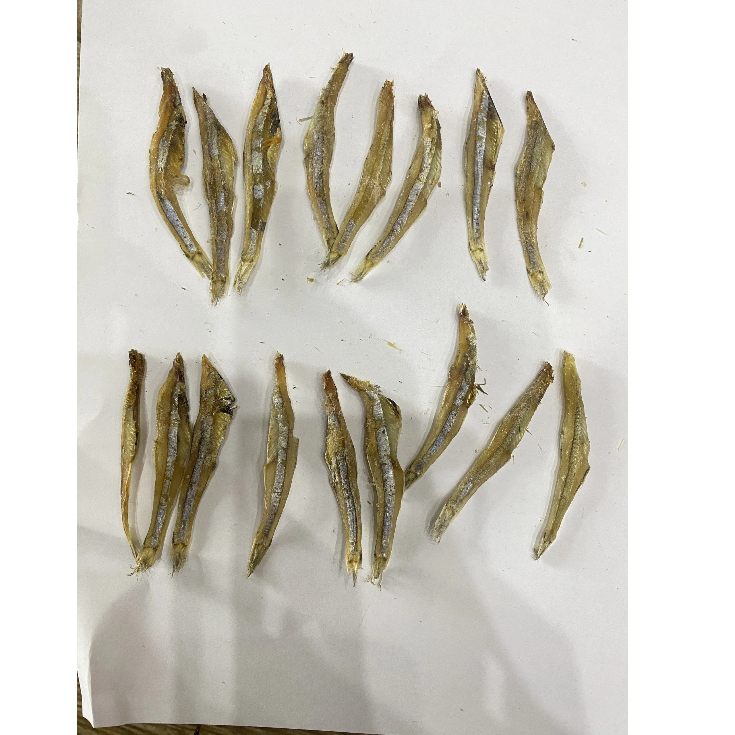 Best Price Super Delicious 24-Month Shelf Life Raw Dried Anchovy Seafood Snacks Headless Fried Fish Crispy Texture Packaged Bulk