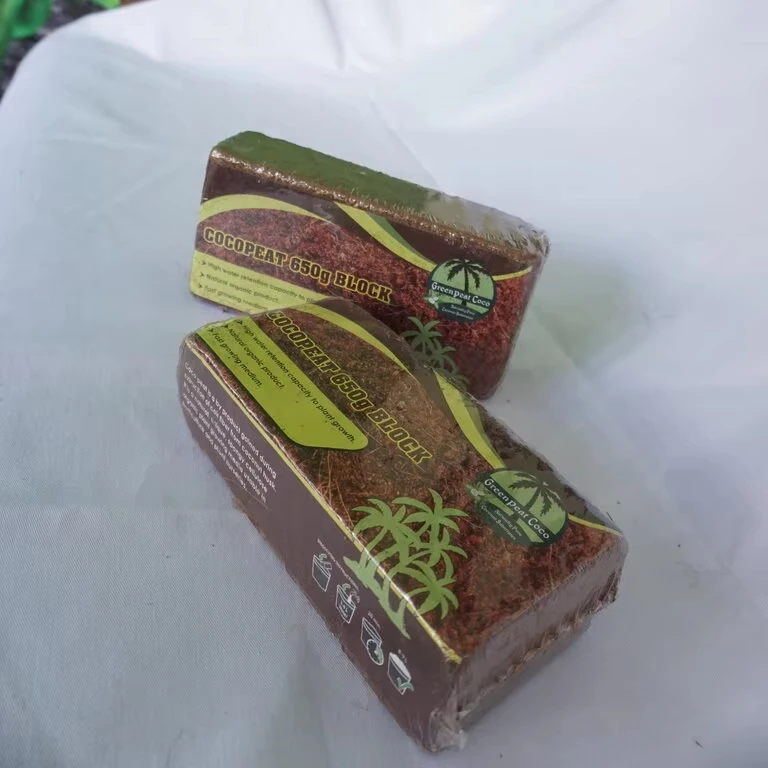Cocopeat Briquettes for Gardening and Farming Horticulture in Best quality made from natural Coconut peat