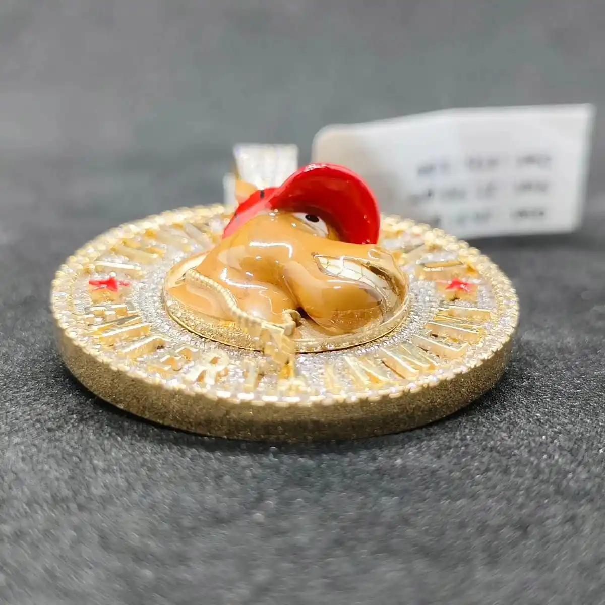 10k Yellow Gold HORSE THIRL BREAD Pendant With Natural Diamonds Fully Iced Out Hip-Hop Jewelry