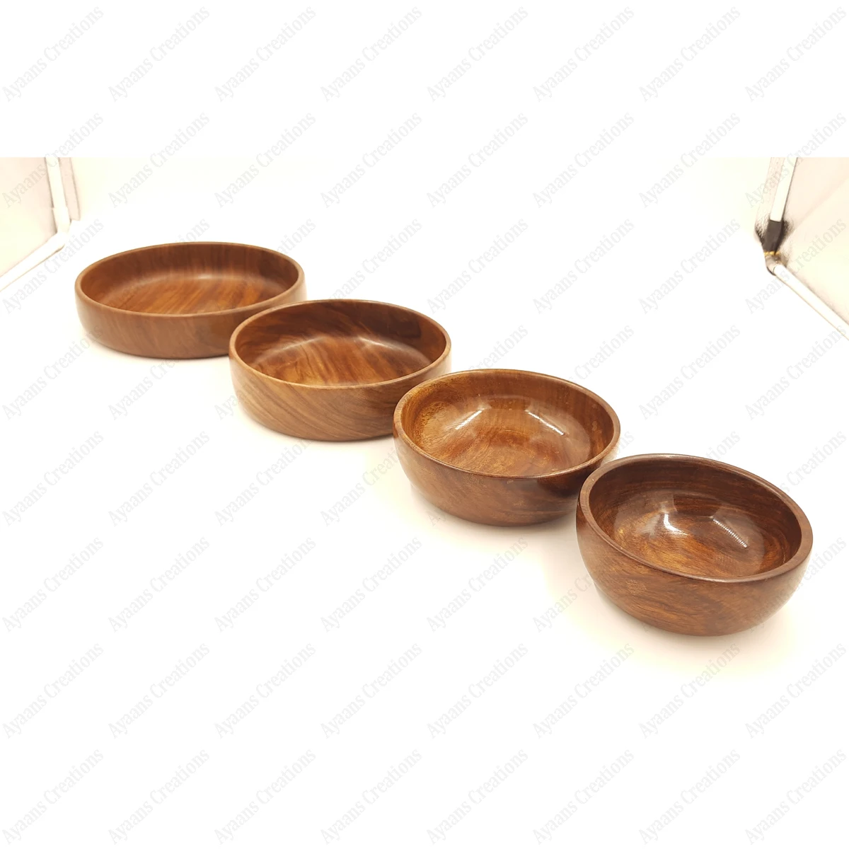 Beautiful Handcrafted Set of 4 Lacquered Polished Wooden Serving Bowls Multi-Size Set for Soup Occasions