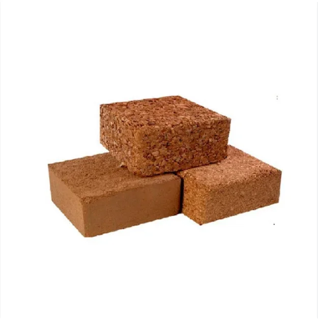 Top Premium Original quality Coco peat with reasonable price coir bricks 5 kg blocks from direct manufactures