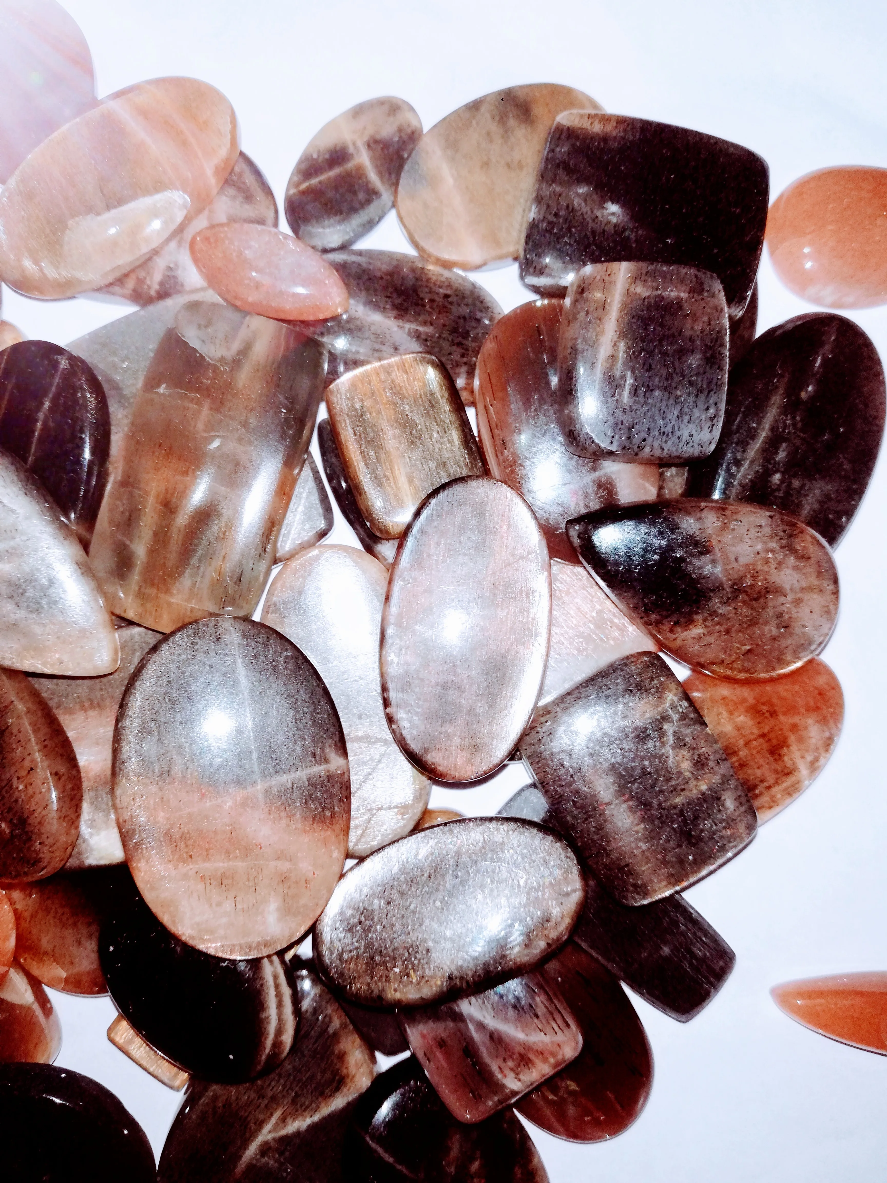 High Quality Black Moonstone Sunstone Top Selling Natural Gemstone for Art Craft and Decoration & Jewelry Making