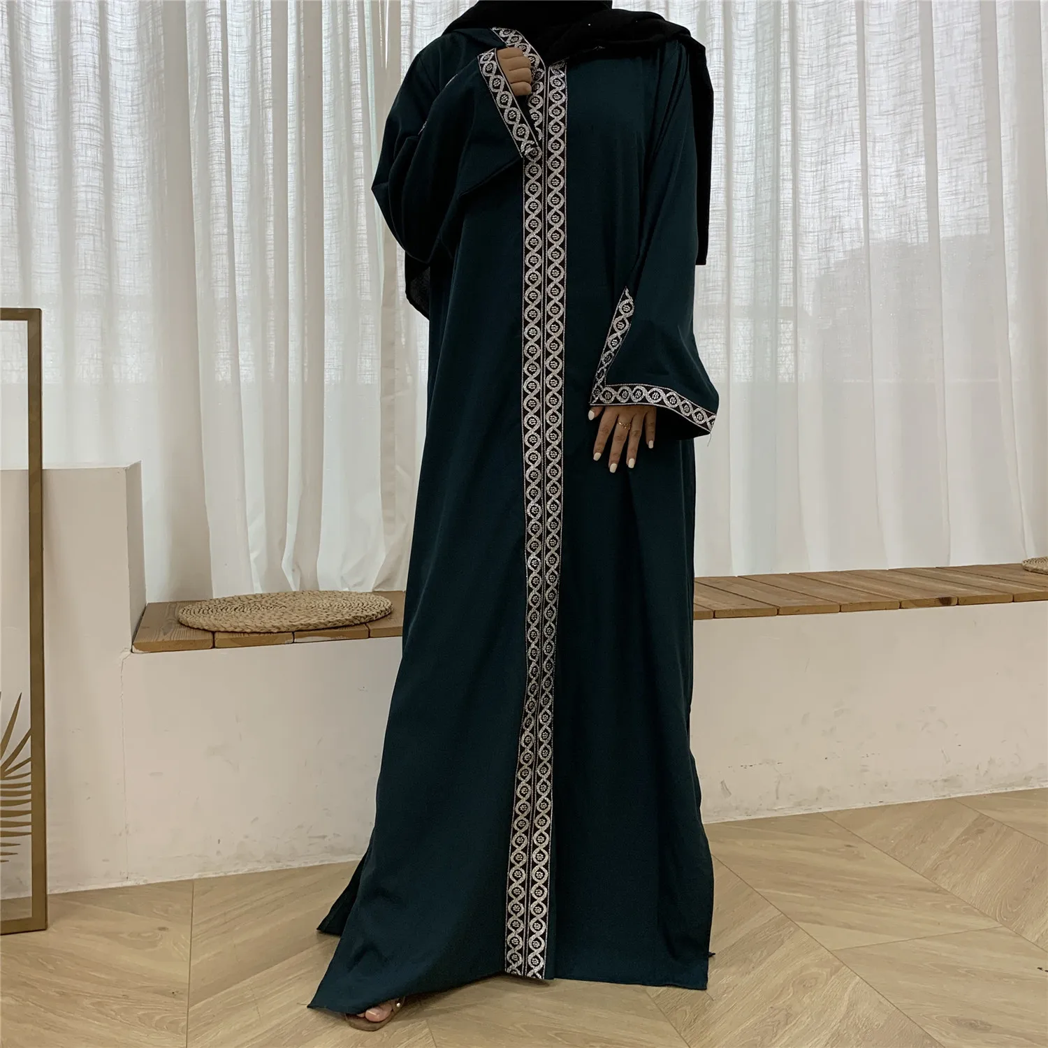 Color Black Fashion Zip Up Style Long Abaya islamic Dress with Hoodie For Women Muslim Girls Clothing wholesale Ladies Abaya