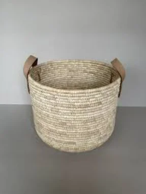 Date Leaf Straw Basket Handmade New Eco-friendly Material Handmade Storage Premier Housewares Natural Round Flower Basket