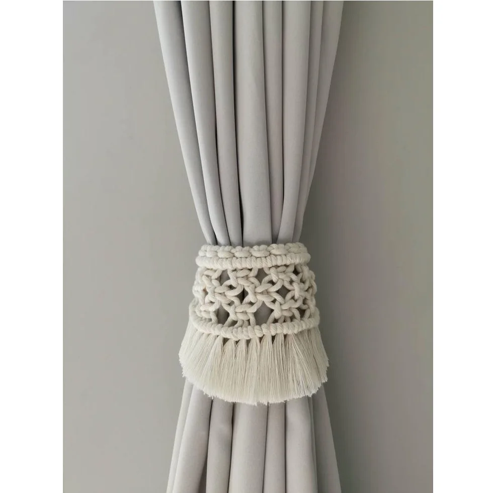 Wholesale Handmade  Macrame Tiebacks Made by Handmade with 100% Cotton Material and Color of Wooden Beads