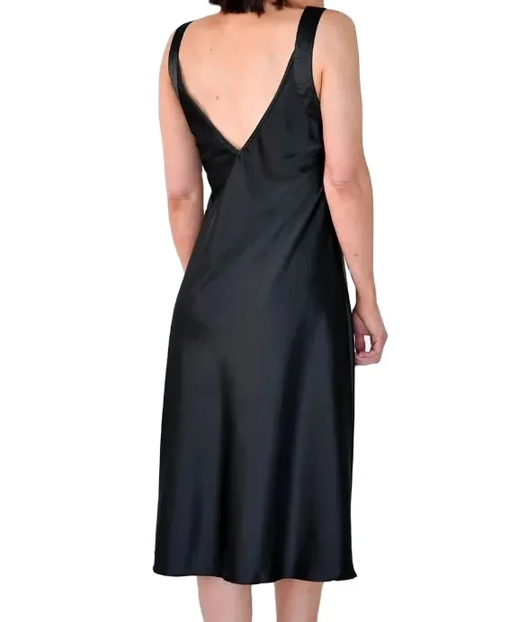 High Fashion 100% Export Oriented Women Nightie Gown Sleepwear Exclusive Satin Nightdress All Season Ladies from Bangladesh