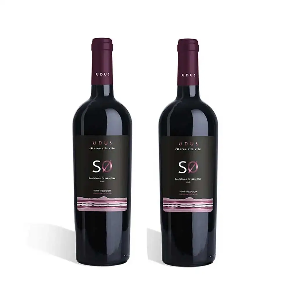 Cannonau di Sardegna organic DOC 2021 Cannonau grapes type box packaging dry red wine  wine bottles