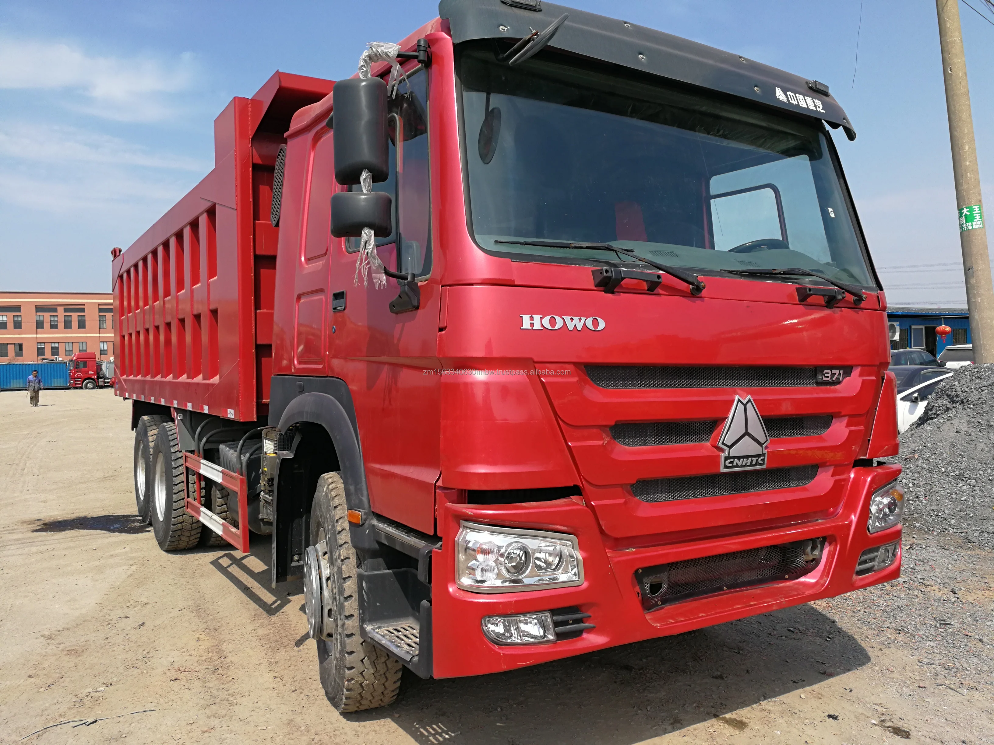 Used SINOTRUK dump truck HOWO 6X4 tipper best selling in Zambia Power Engine 10 Wheel Customizable Cheap price  for sale