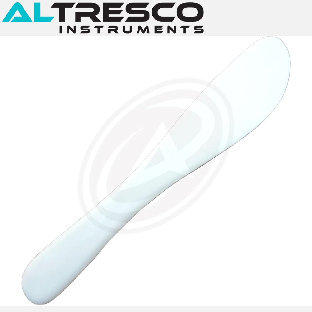 Wax Rectangular Spatula, Made of plastic great for applying wax to a variety of flat areas of the body such as the legs and arms