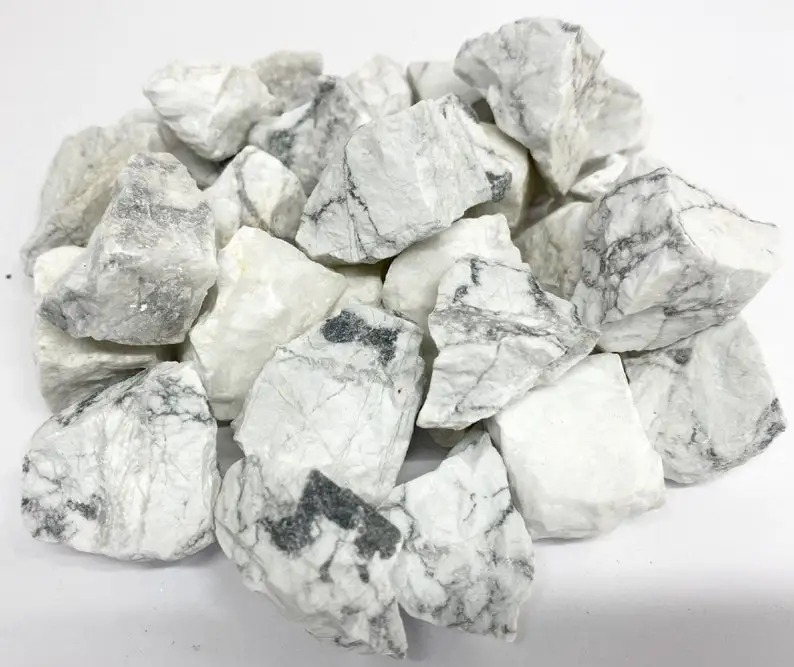 Wholesale Natural Howlite Crystals Specimen Raw Rough Stone Quartz Crystal Stones For Home Decoration |