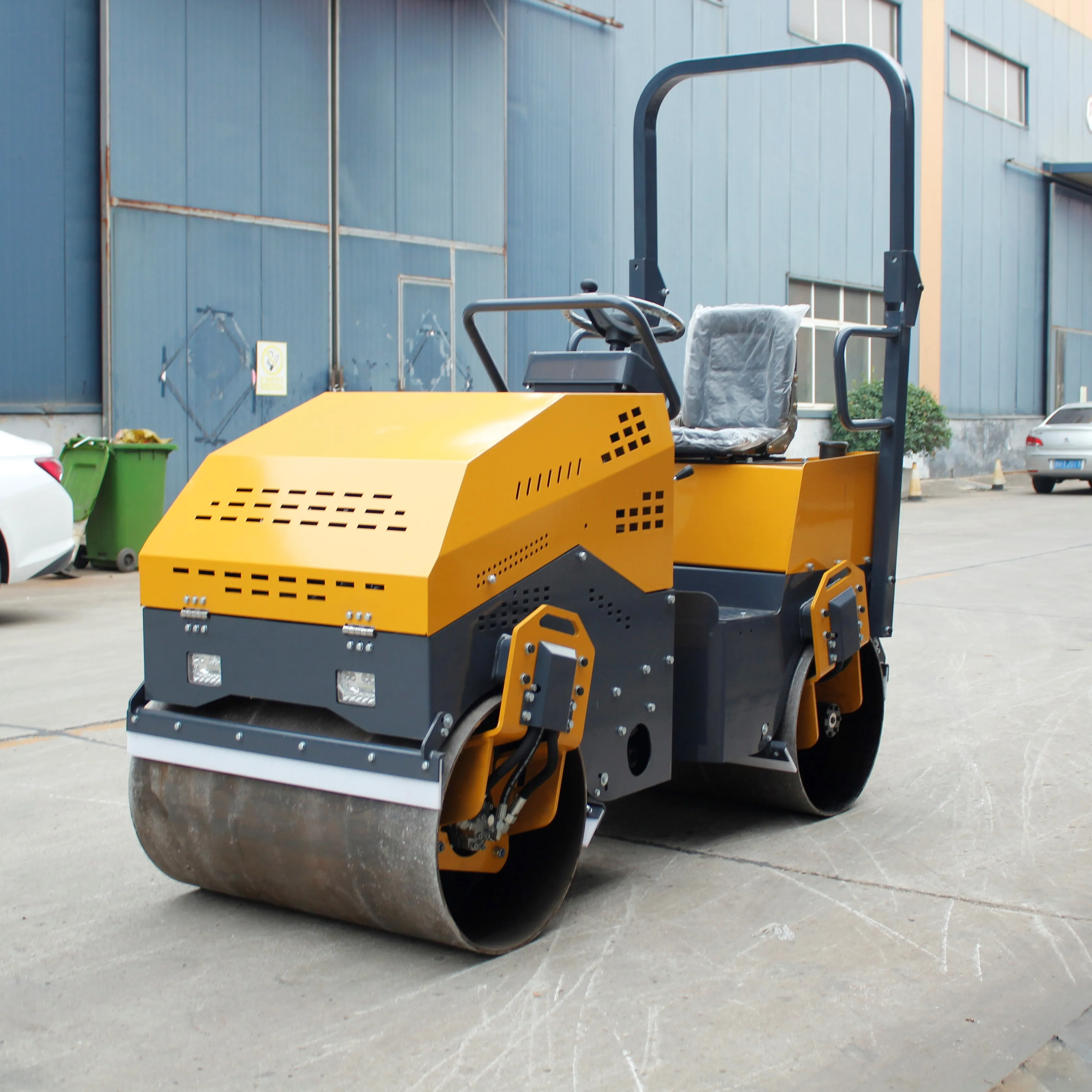 Construction machinery 1 ton 2 ton 3ton  double drum ride on hydraulic roller diesel gasoline road roller compactor for sale