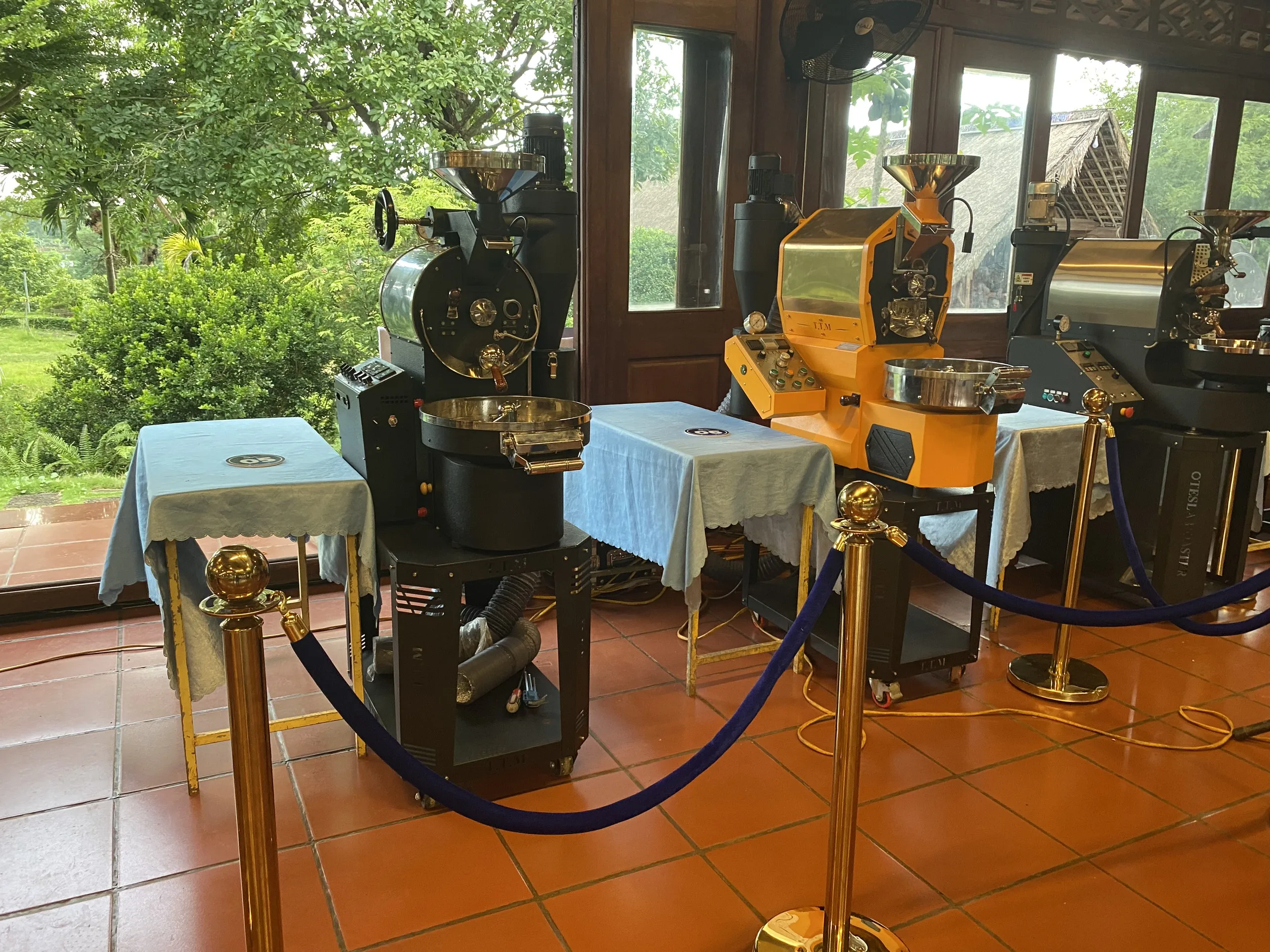 gas coffee roasters for sale stainless steel coffee roasting machine high performance made in Vietnam