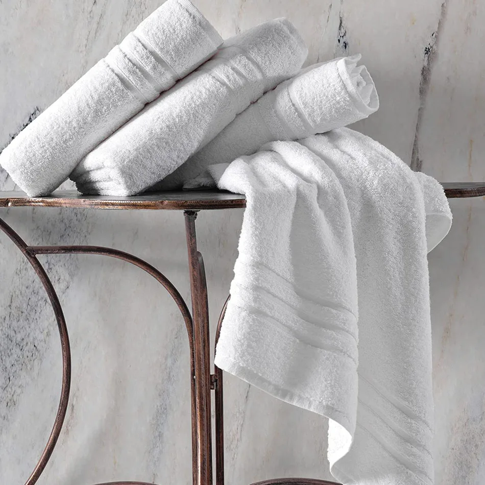 Factory wholesale custom bath towels extra large 100% Cotton Luxury hotel cotton Oversized Personalized Durable towels for Hotel